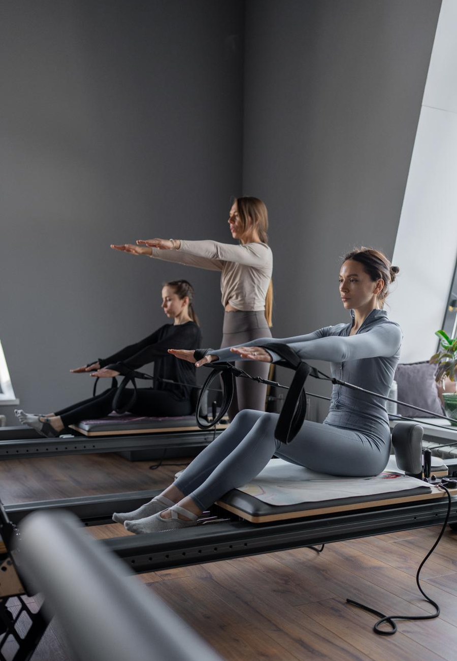 Estudio de pilates con miembros leales